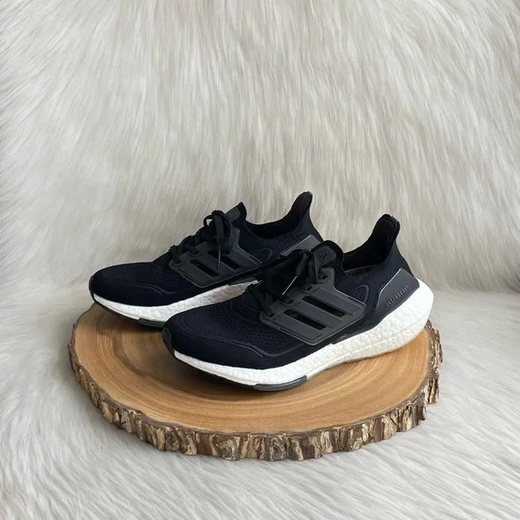 LIKE NEW Adidas Ultraboost black sneakers